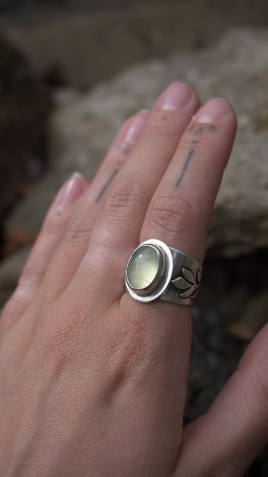 Oval Elder Ring